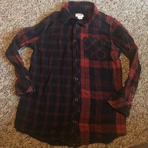 Mossimo long sleeve shirt Red & Black Plaid Boys S